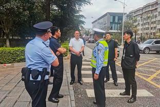 天津名宿韩燕鸣：能让更多孩子喜欢上足球，也算为中国足球做贡献